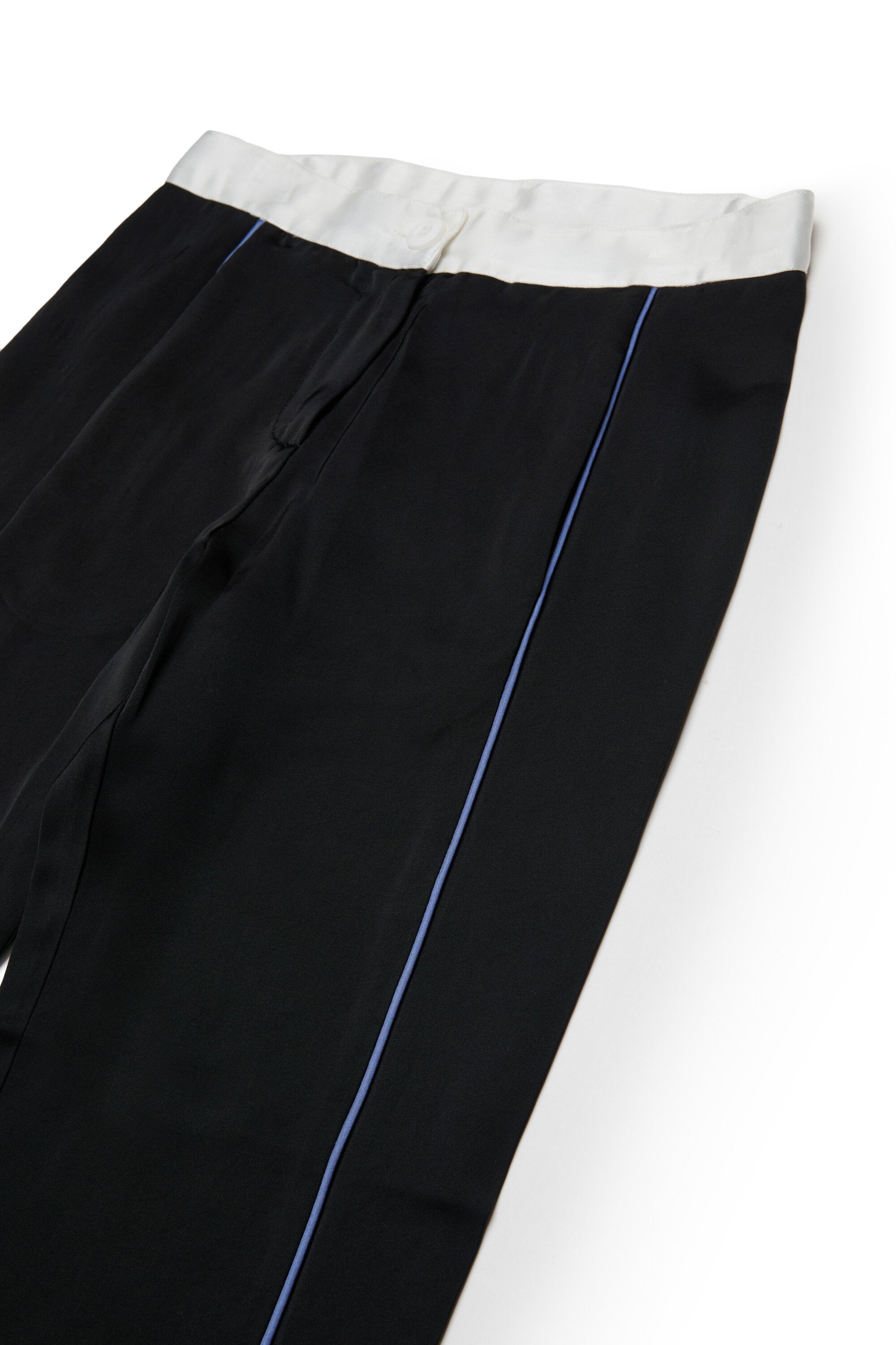 Pants with logo