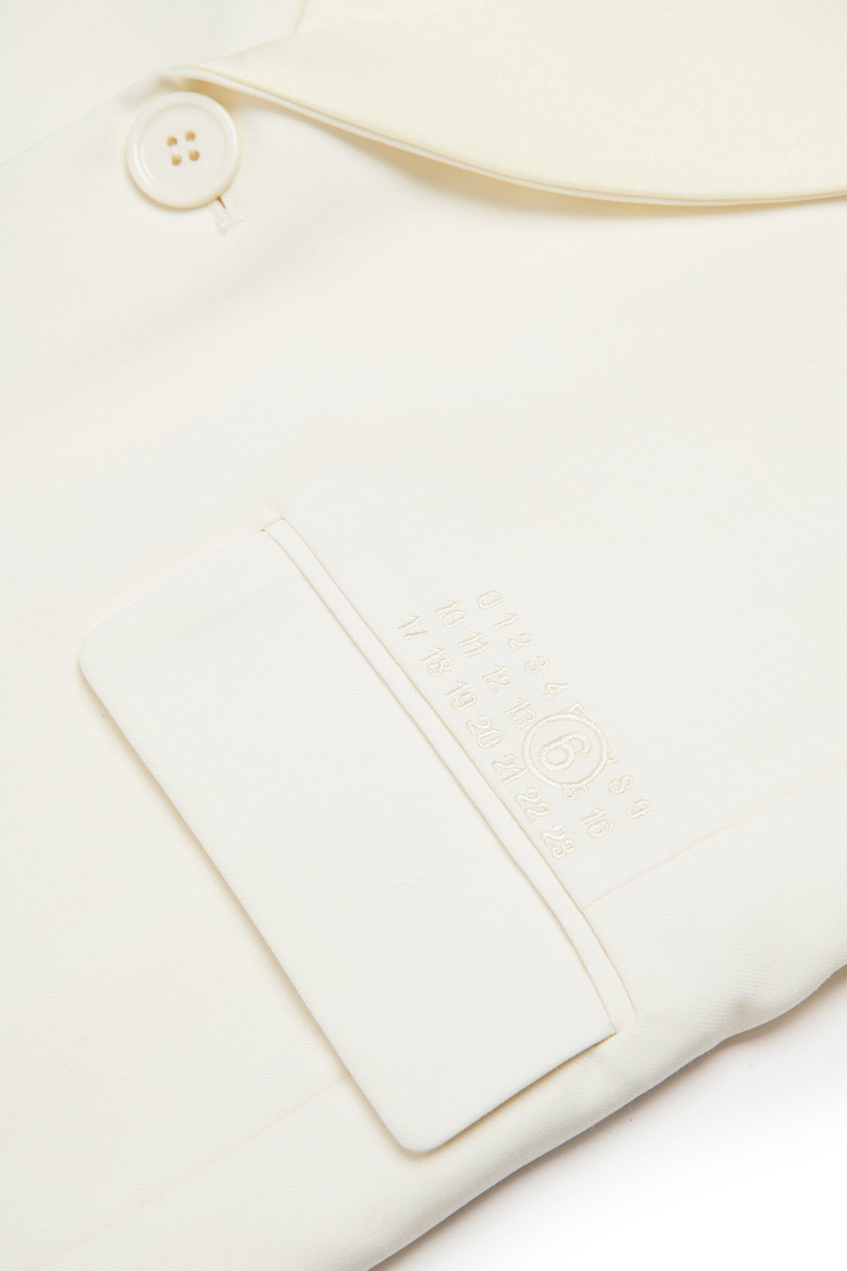 Sleeveless jacket with logo
