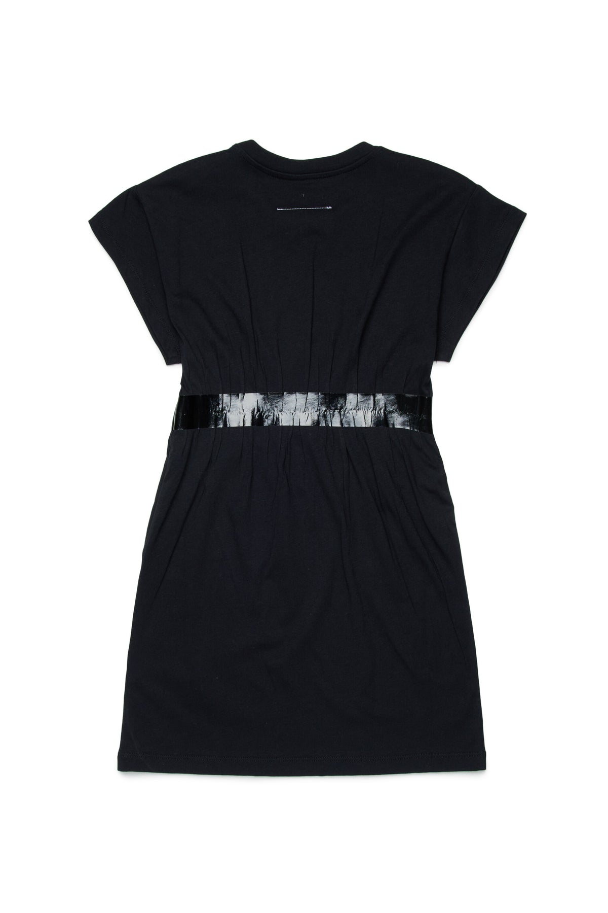 Vestido camiseta con cinturón en la cintura