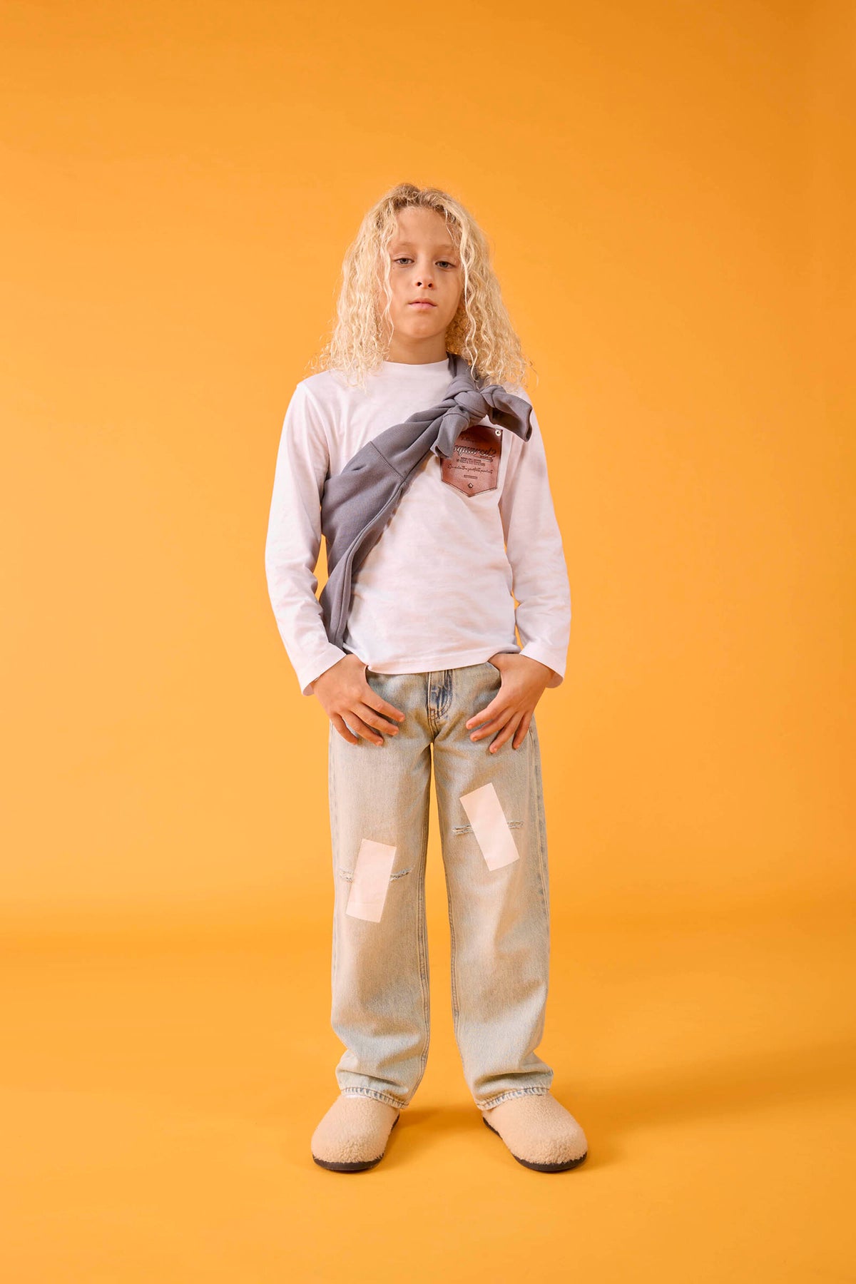 Regular jeans in light blue wash