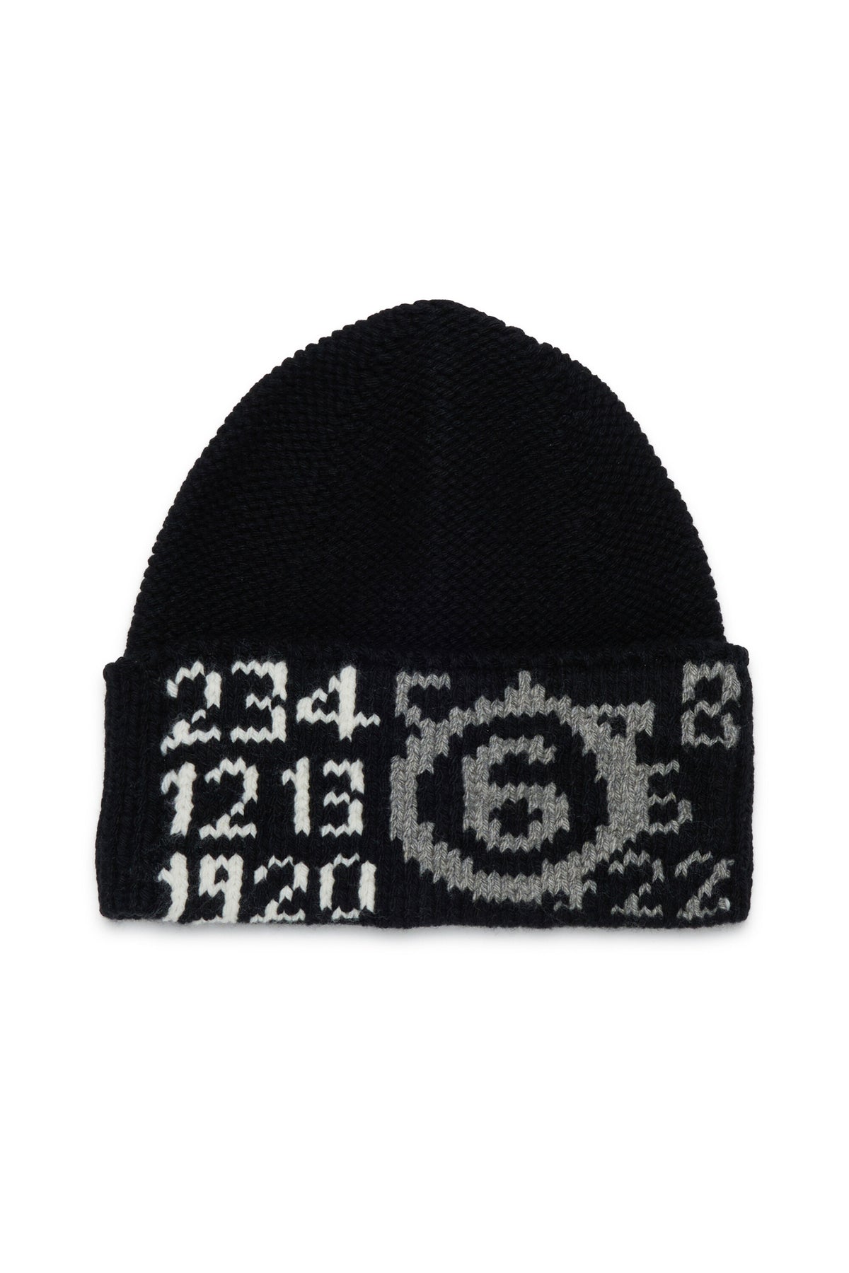 Gorra con logo numérico