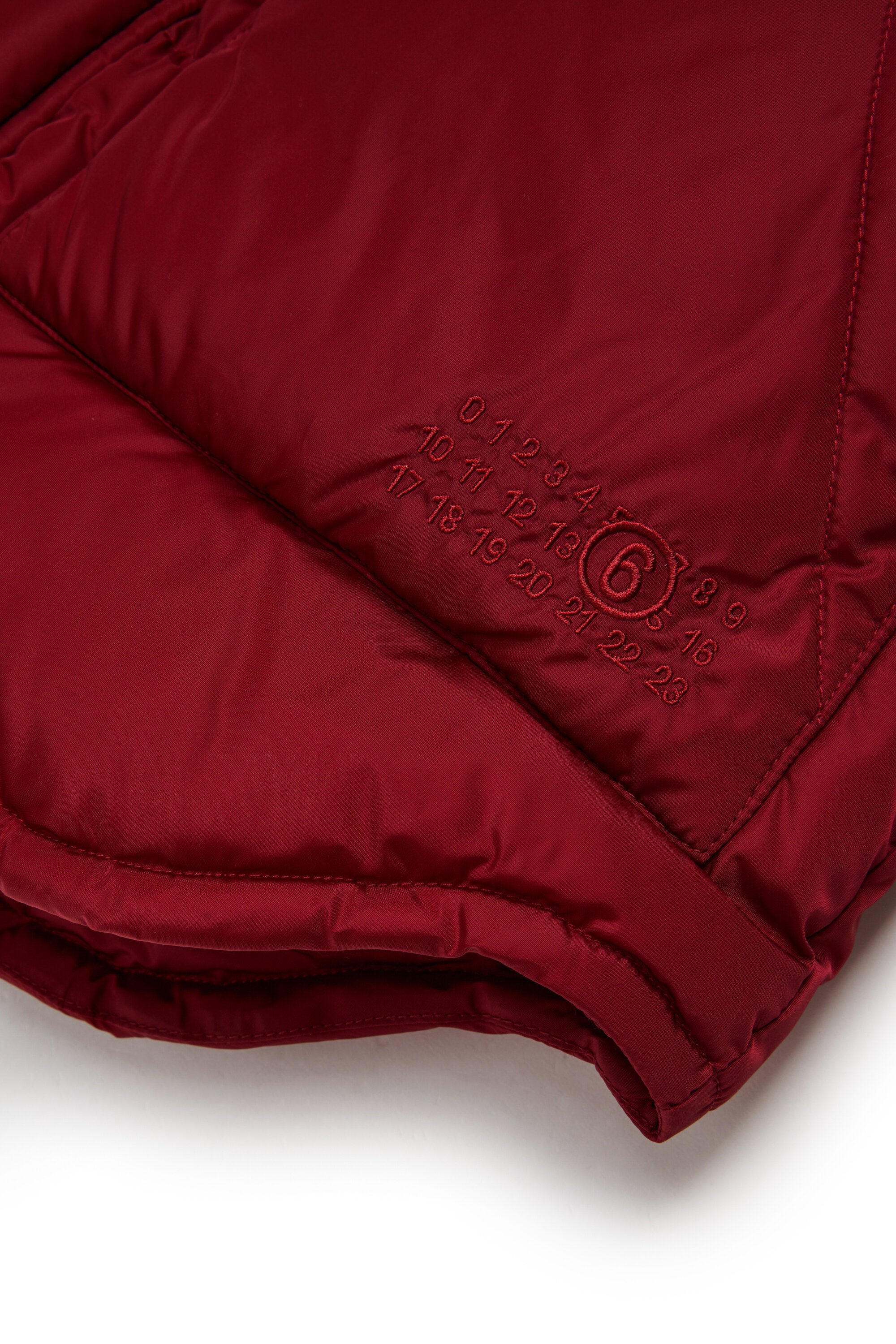 Chaqueta acolchada con logo