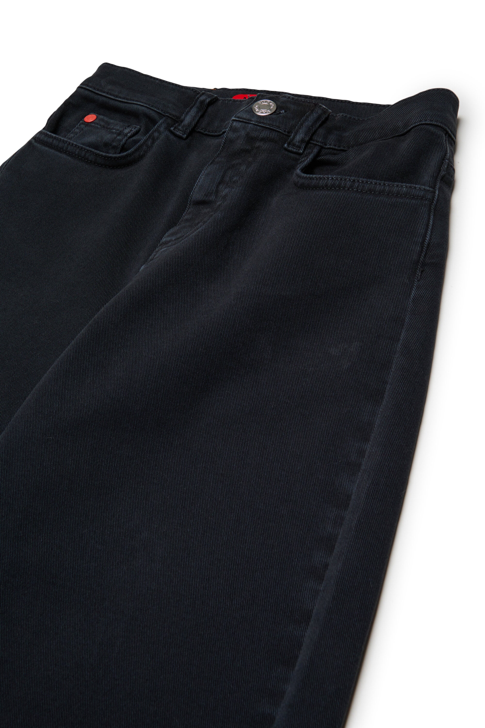 Jeans corte relajado de cinco bolsillos