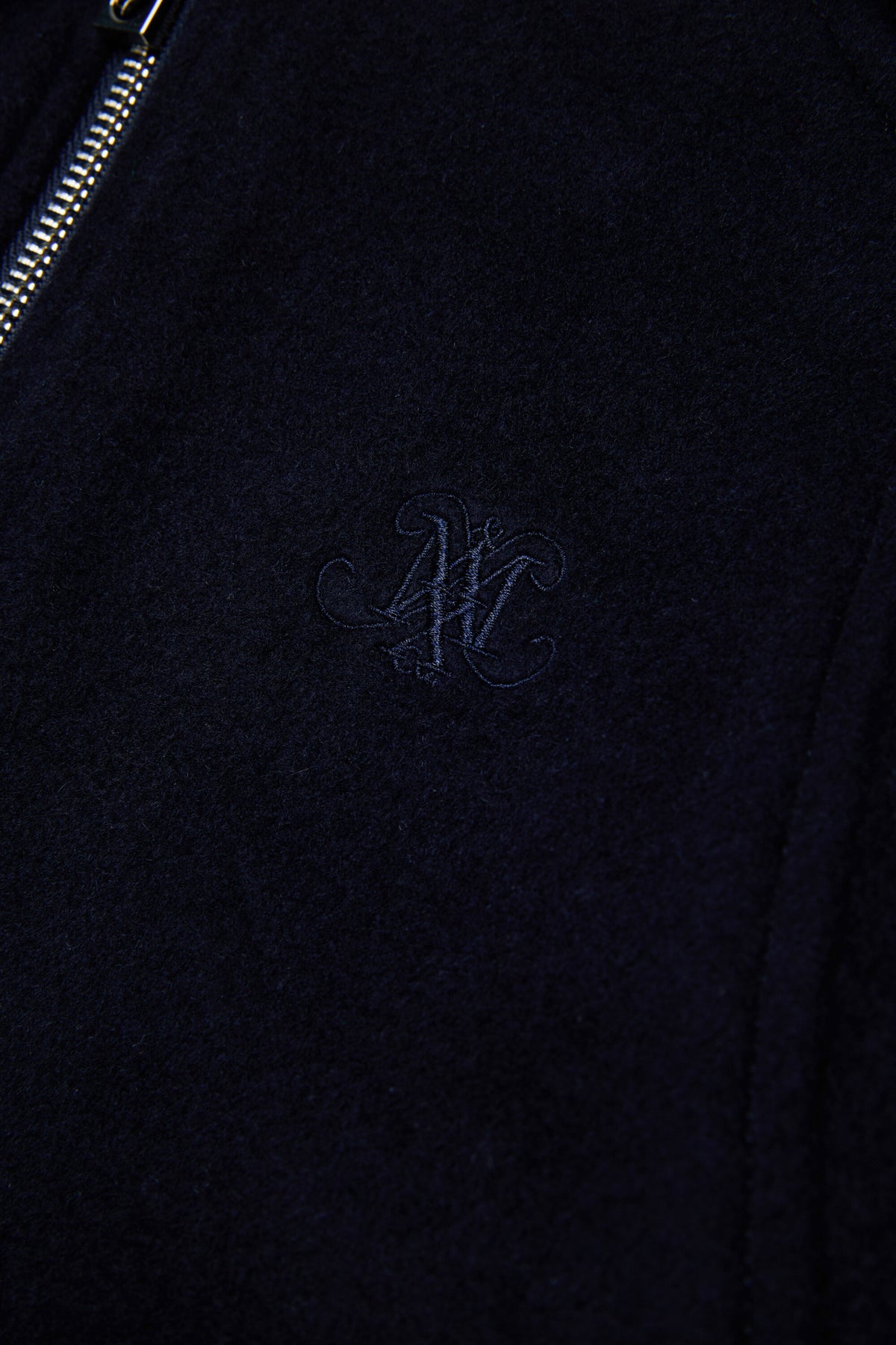 Cazadora bomber con logo