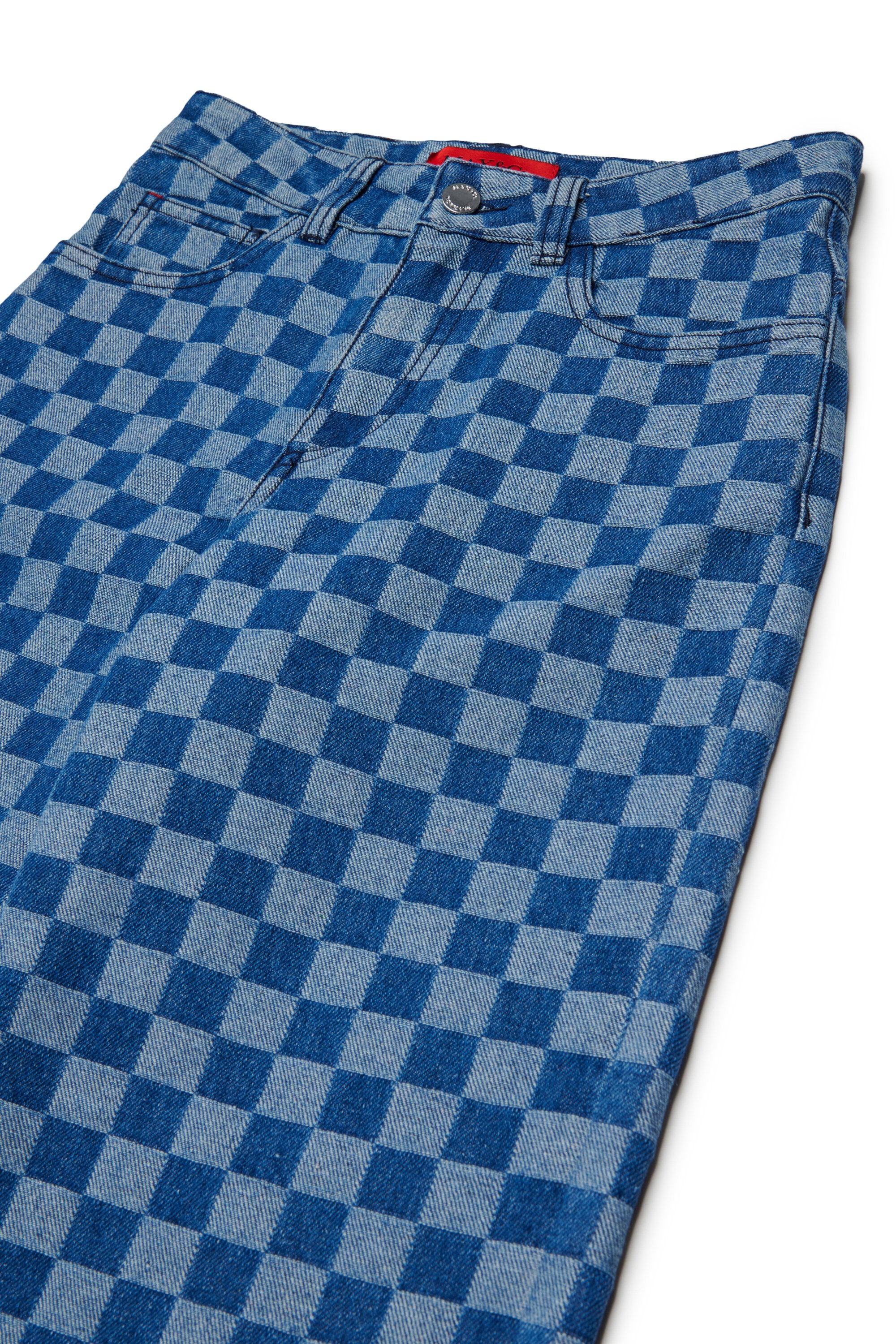 Jeans corte regular con estampado de cuadros