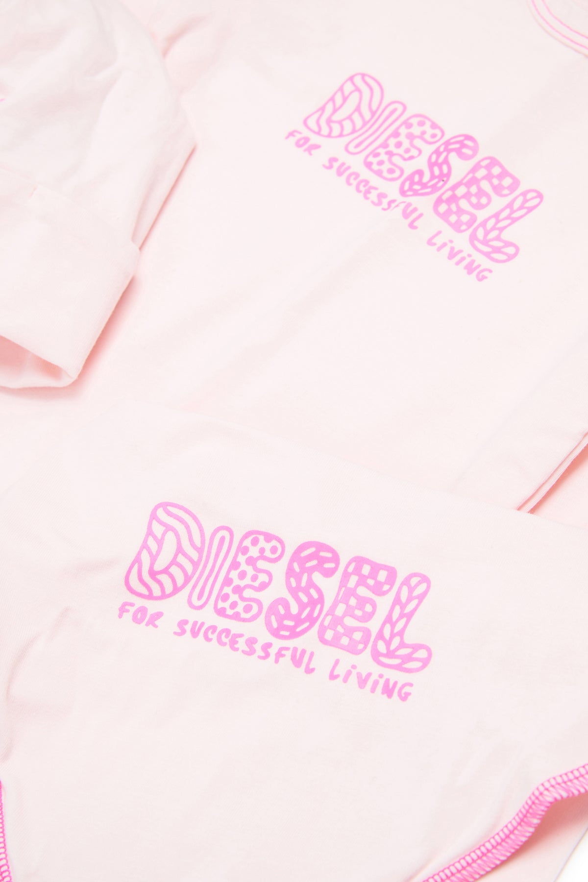 Ensemble pour bébé avec logo