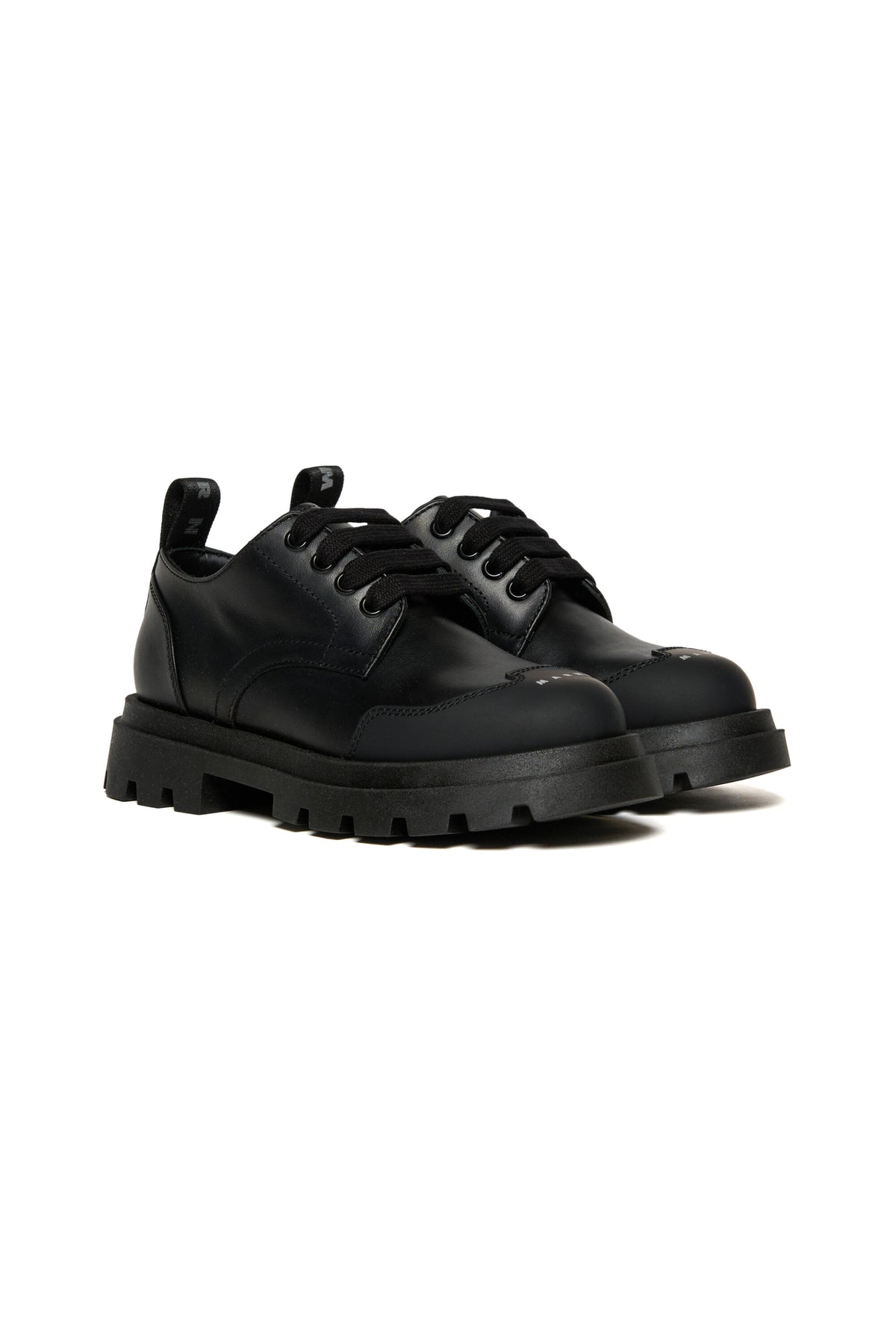 Chaussures à lacets avec logo sur le bout