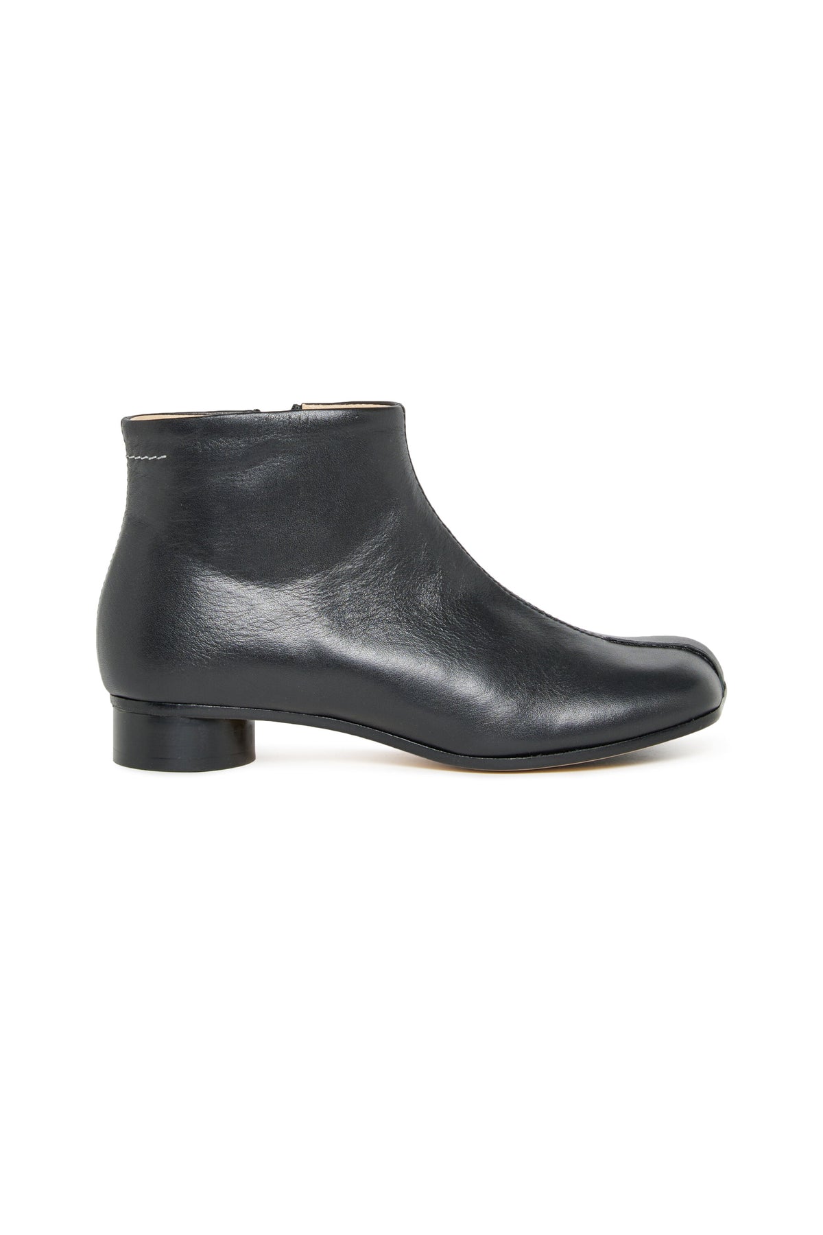 Bottes basses en cuir à talons