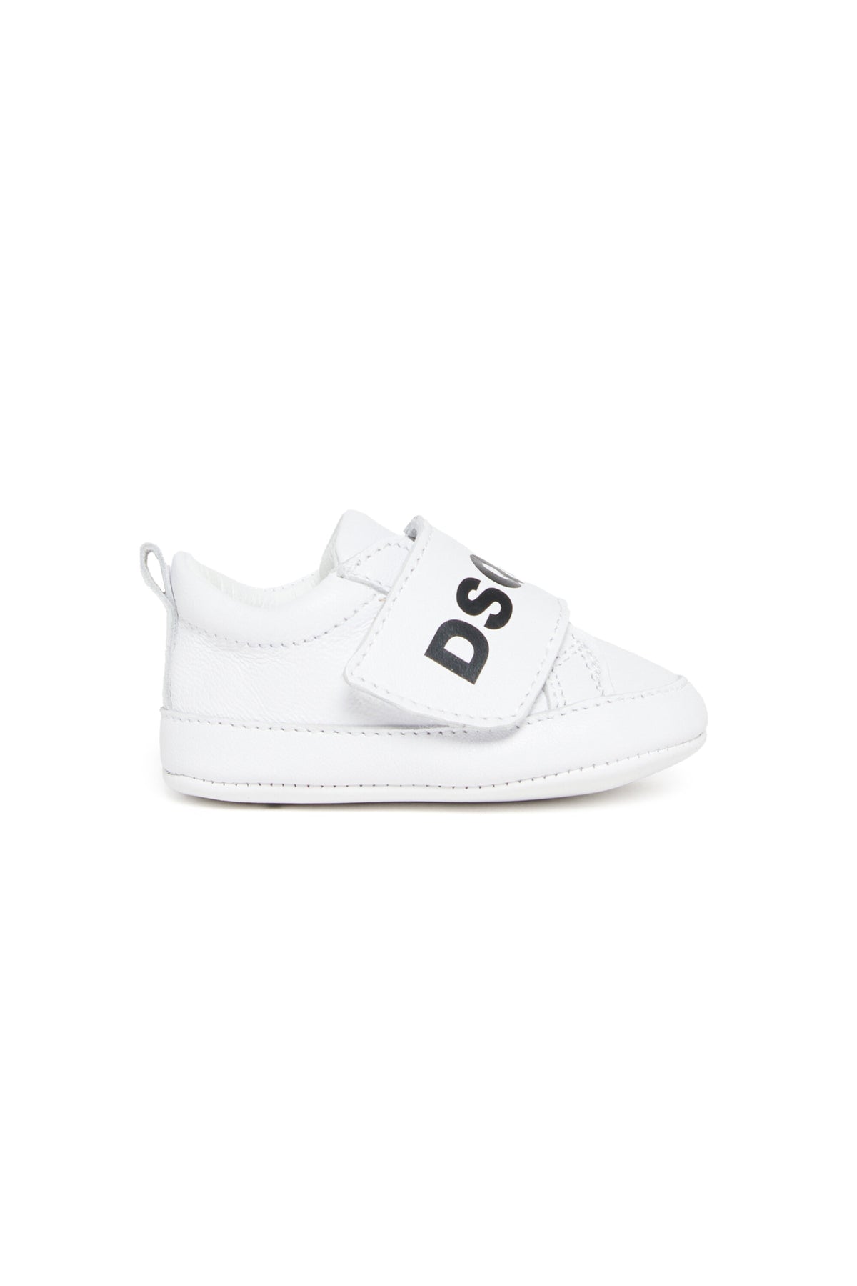 Zapatillas bajas de piel con correa